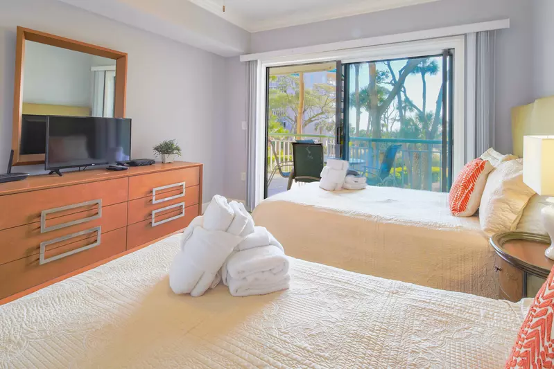 mid-island hilton head rental